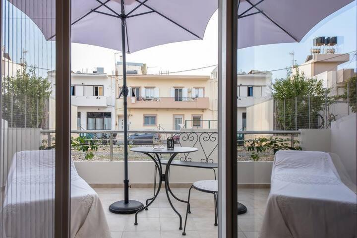 Eliora Studio & Aelia Apartment Heraklion Exterior foto