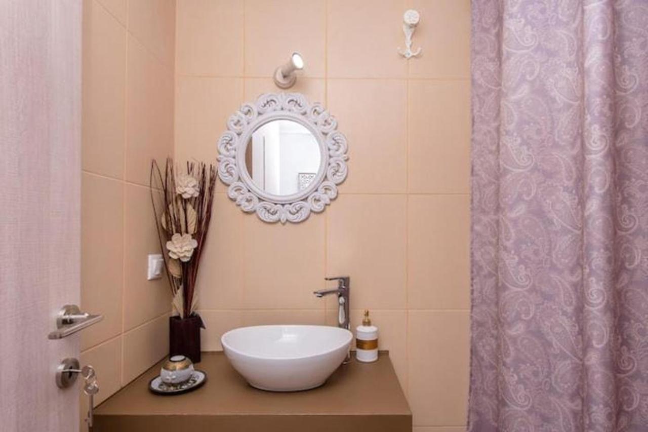 Eliora Studio & Aelia Apartment Heraklion Exterior foto